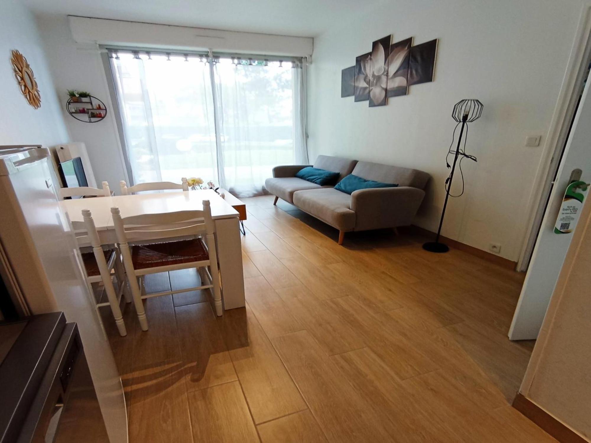 Simplistic Holiday Home In Grandcamp With Garden מראה חיצוני תמונה