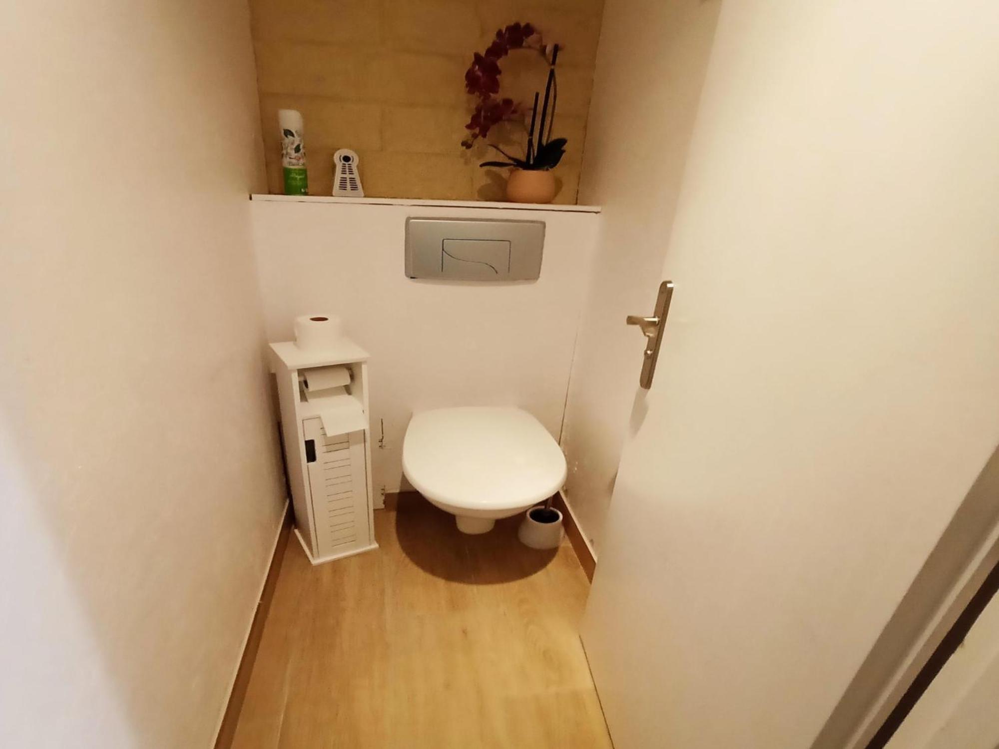 Simplistic Holiday Home In Grandcamp With Garden מראה חיצוני תמונה